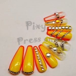 Press on Nails (Yellow Crush)
